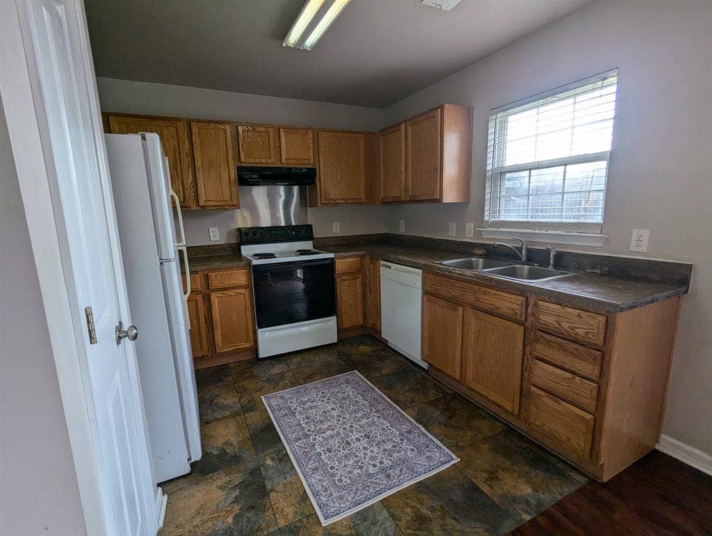 4 BR in Charlotte