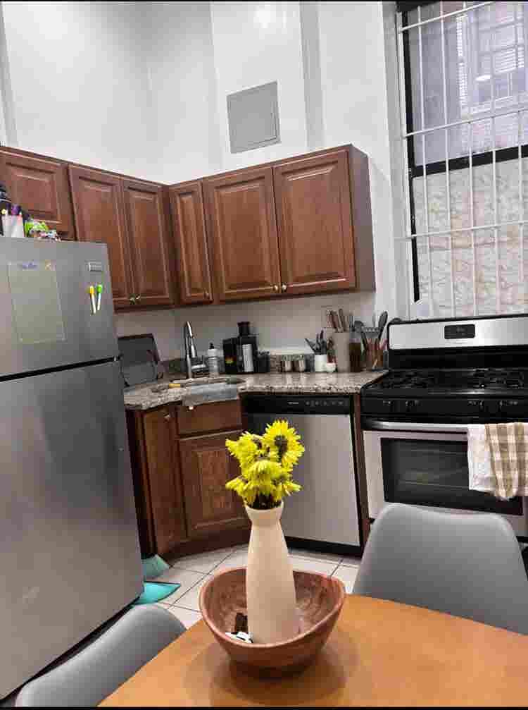 No fee room Manhattan - 1block sube