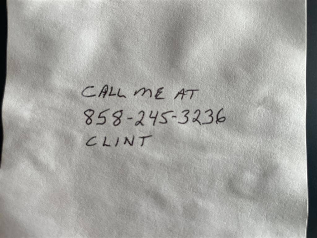 2 Bedrooms in 3 Br House for Rent