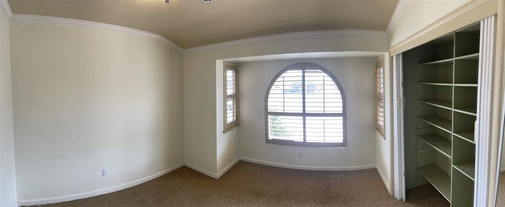 2 Bedrooms in 3 Br House for Rent