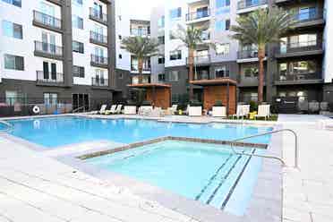 Modern apartment N Scottsdale Apt