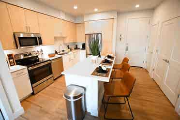 Modern apartment N Scottsdale Apt