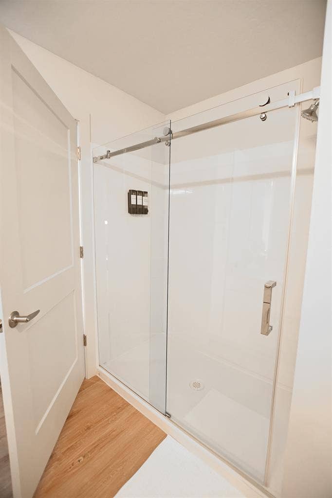 Modern apartment N Scottsdale Apt