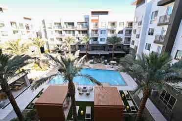 Modern apartment N Scottsdale Apt