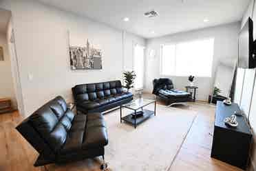 Modern apartment N Scottsdale Apt