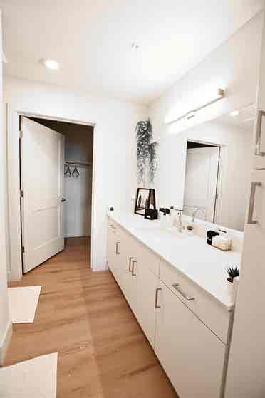 Modern apartment N Scottsdale Apt