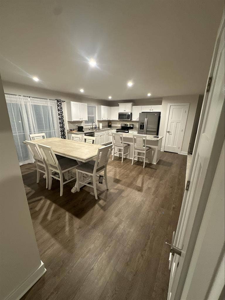 Private Room For Rent In SFH
