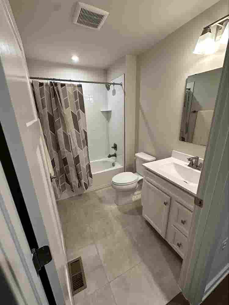 Private Room For Rent In SFH