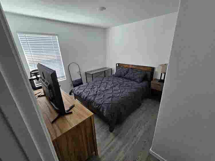 Cozy and Affordable Room