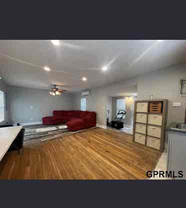 Studio Apartment-Right by UNL