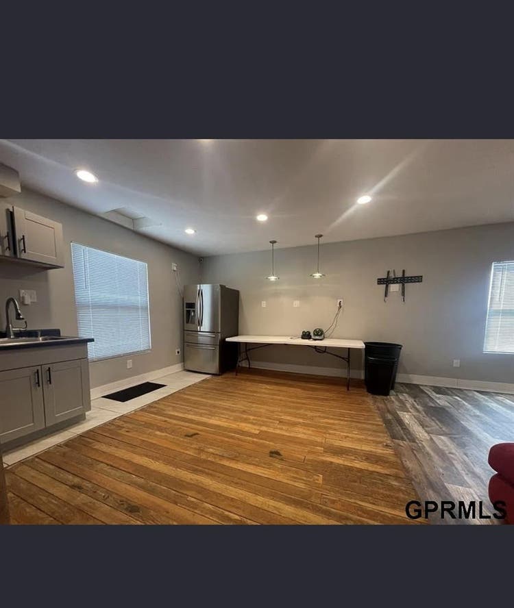 Studio Apartment-Right by UNL