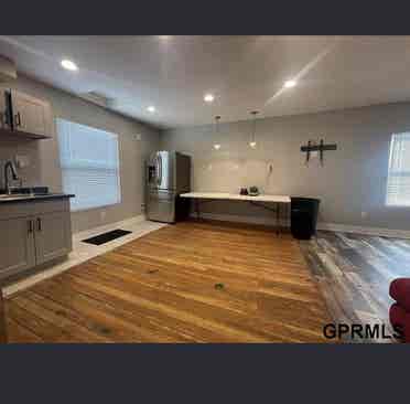 Studio Apartment-Right by UNL