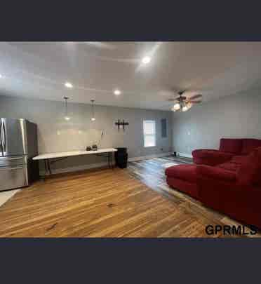 Studio Apartment-Right by UNL