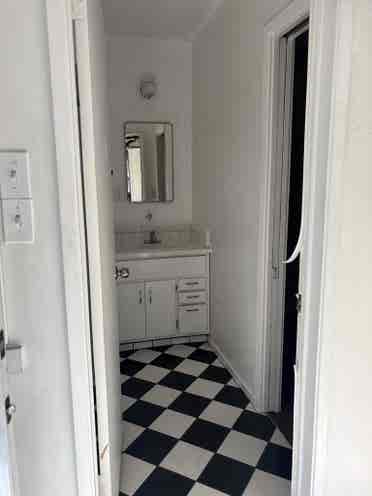 Room with bathroom for rent