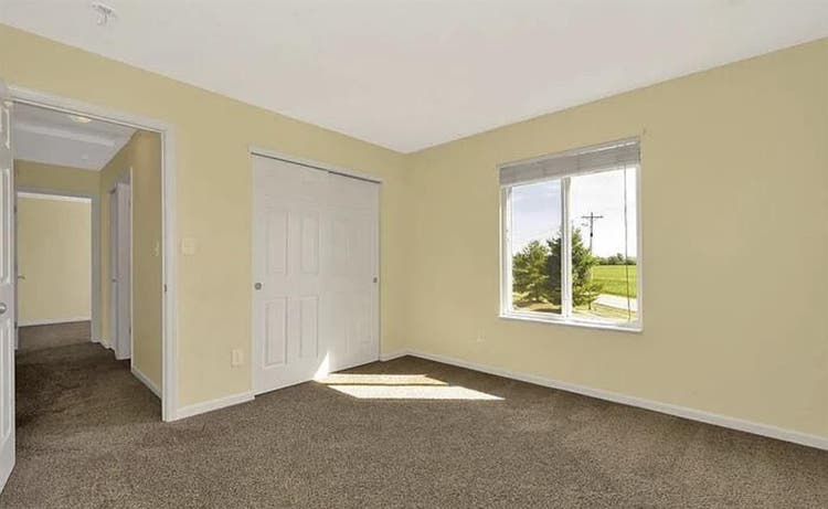 Extra room for rent!