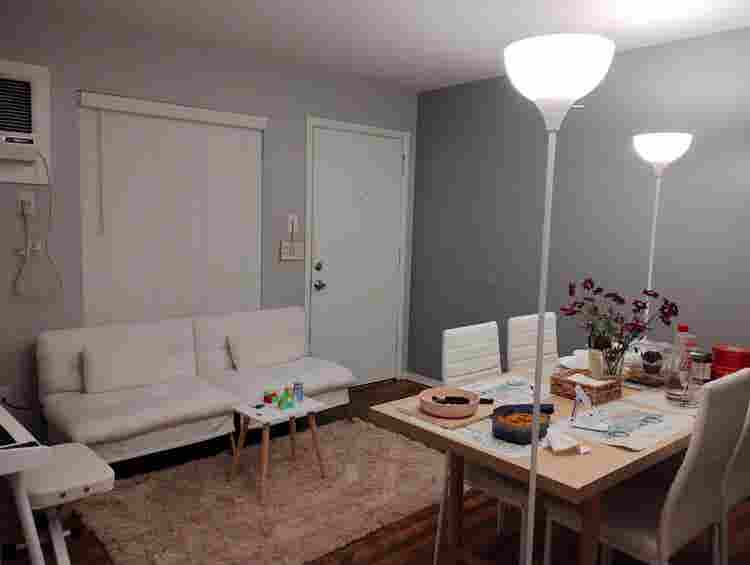 One room available
