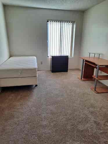 Lease Takeover (Sep )