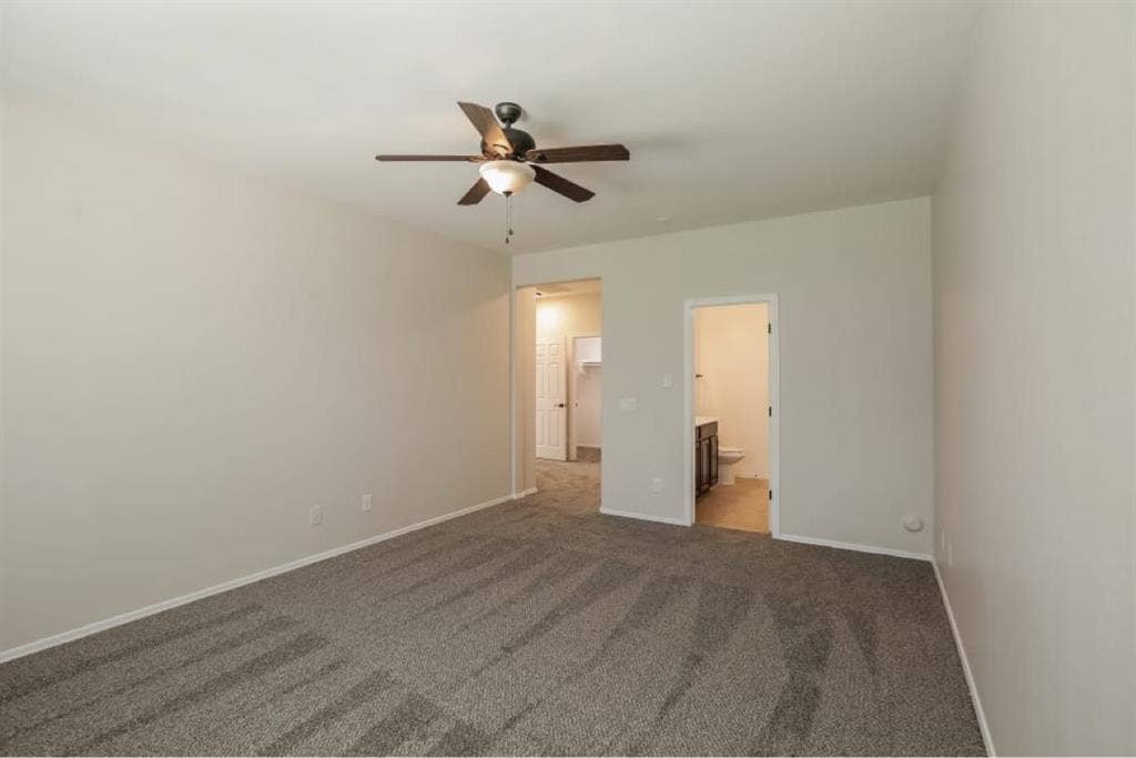 Large Rooms Available for Rent