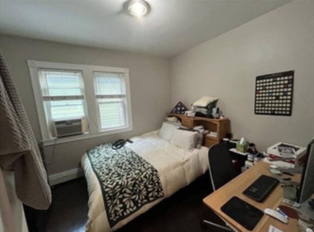 bath, $3k rent for !!