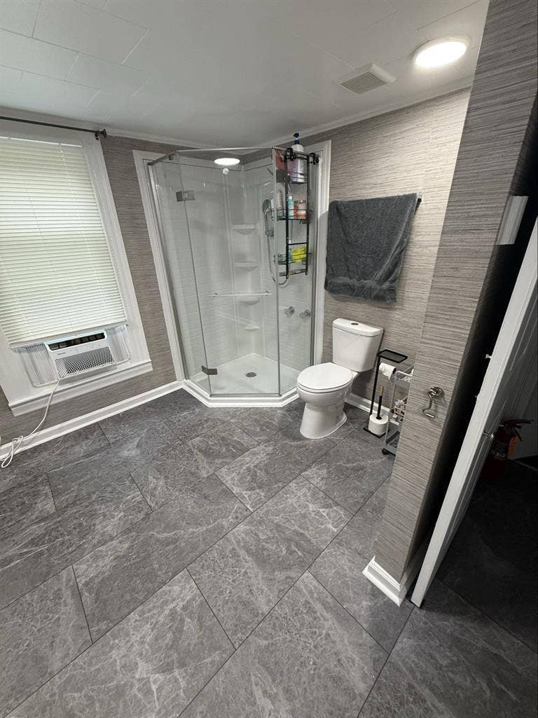 Roommate Wanted-females only please