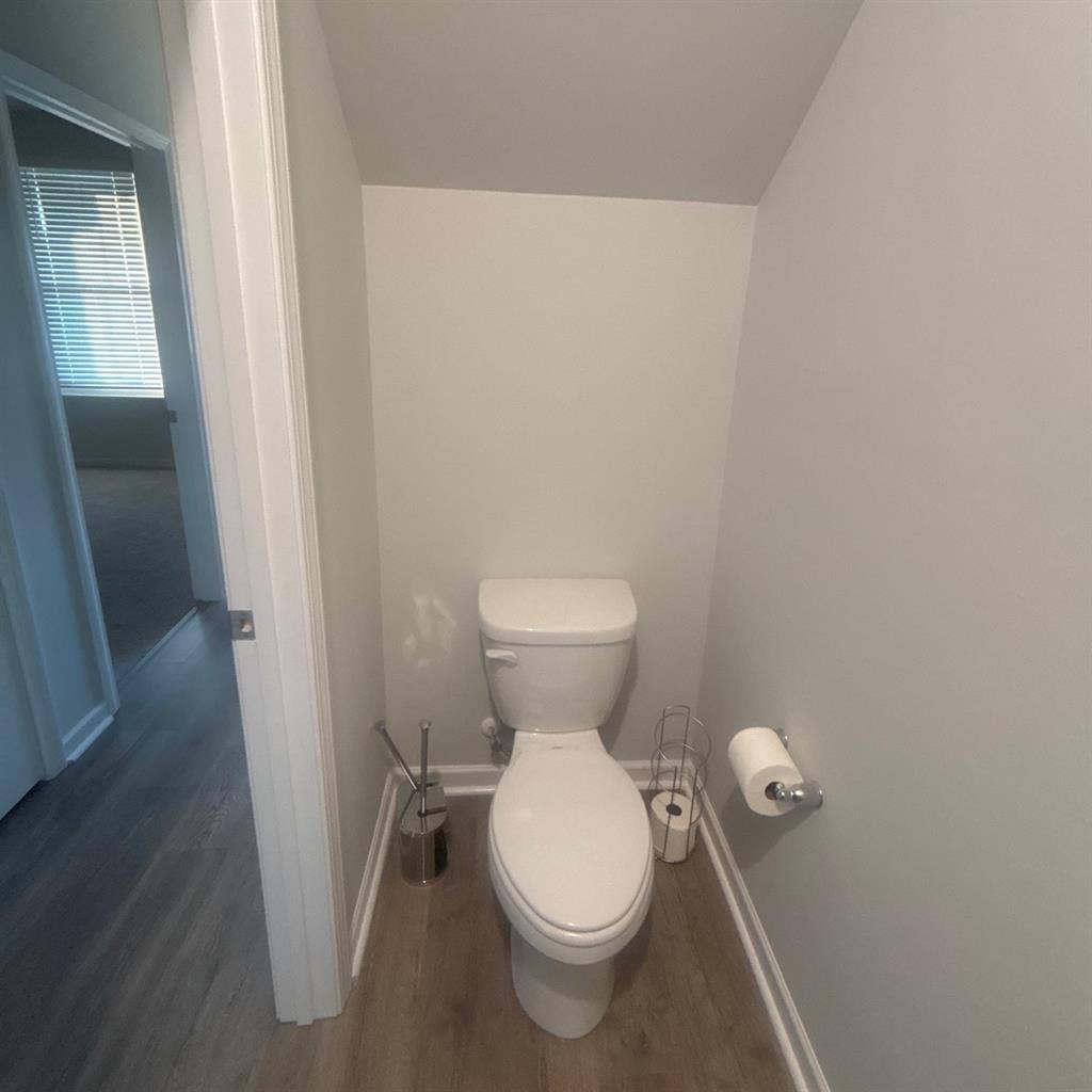 Seeking Roomate for Downstairs Room