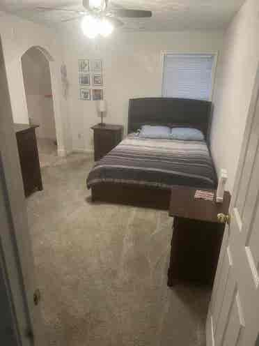 New Listing (Entire Upstairs)