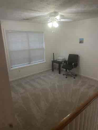 New Listing (Entire Upstairs)