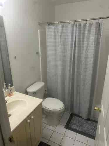 New Listing (Entire Upstairs)