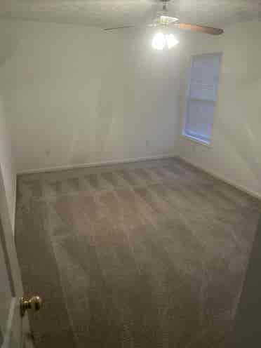 New Listing (Entire Upstairs)