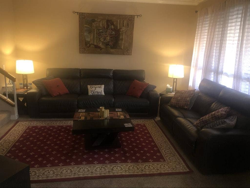 Room available,
utilities included