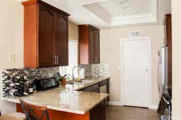 Room available, 
utilities included