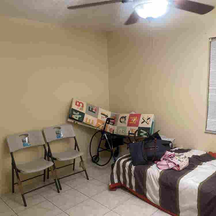 Clean , comfortable room - utilitie