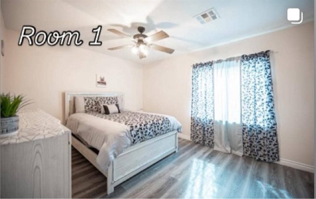 Rooms for rent