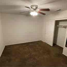 Eastvale Room in Quiet Home