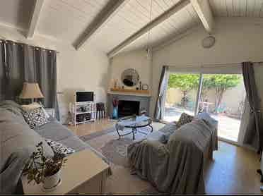 Private Room + Bath w/ Garden View