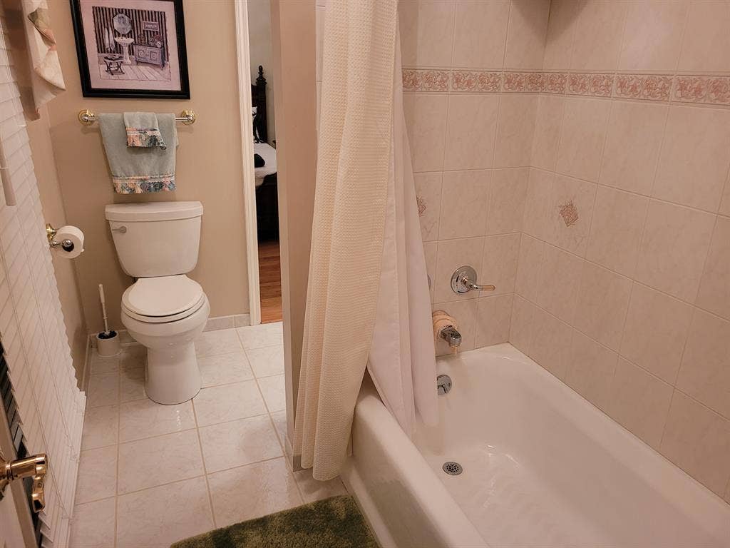 Private room for rent
