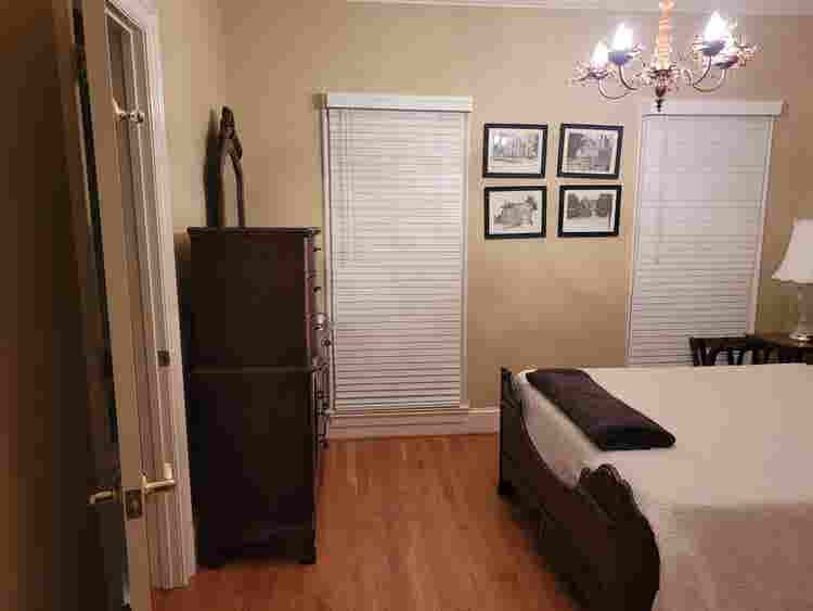 Private room for rent