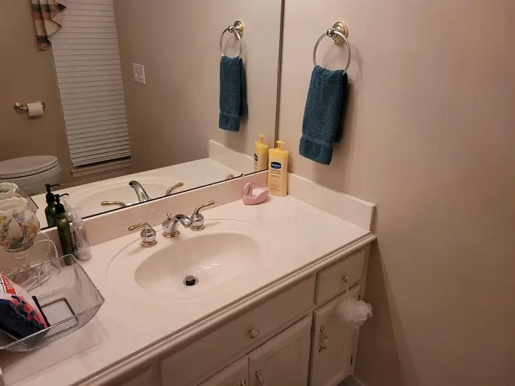 Private room for rent