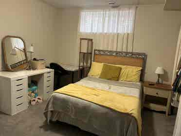 1 Bedroom private basement