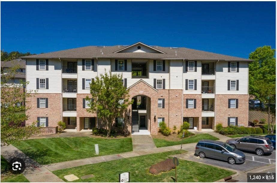 Room in Chapel Hill w/ Amenities