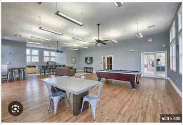 Room in Chapel Hill w/ Amenities
