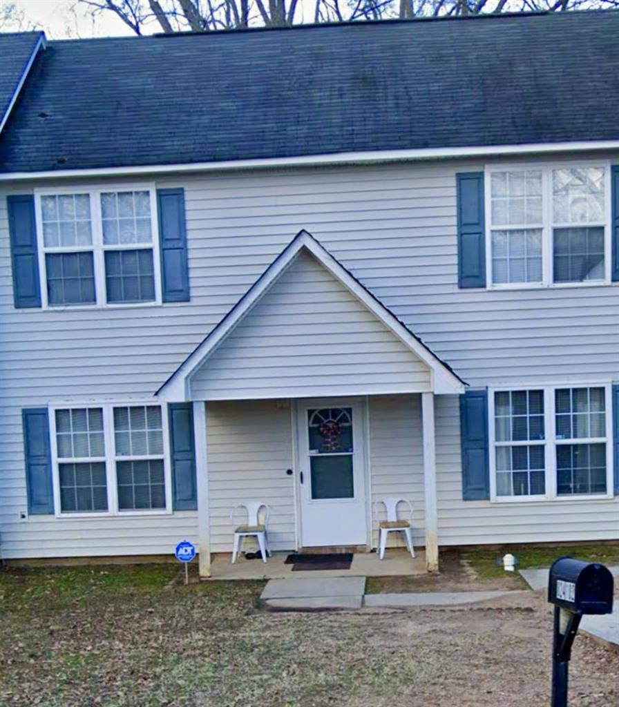 Furnished Room & utilities included