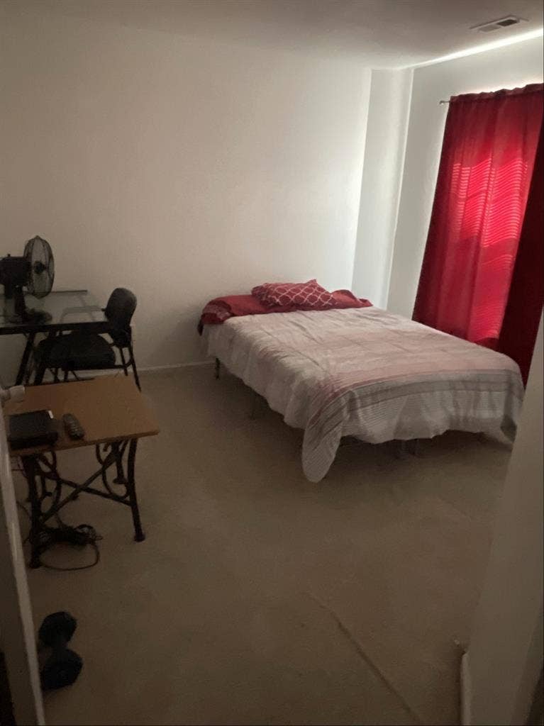 Furnished Room & utilities included