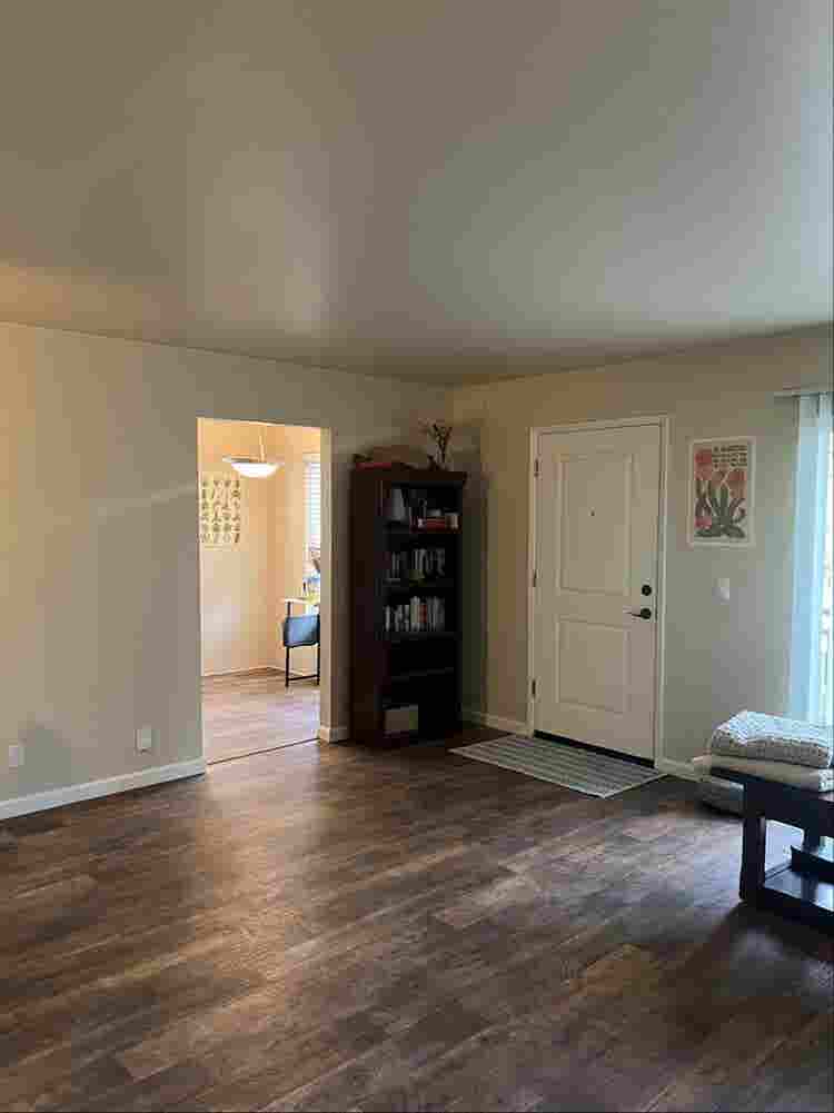 Private room and bathroom in Davis