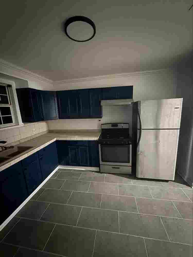 Newly renovated BA Home- sq