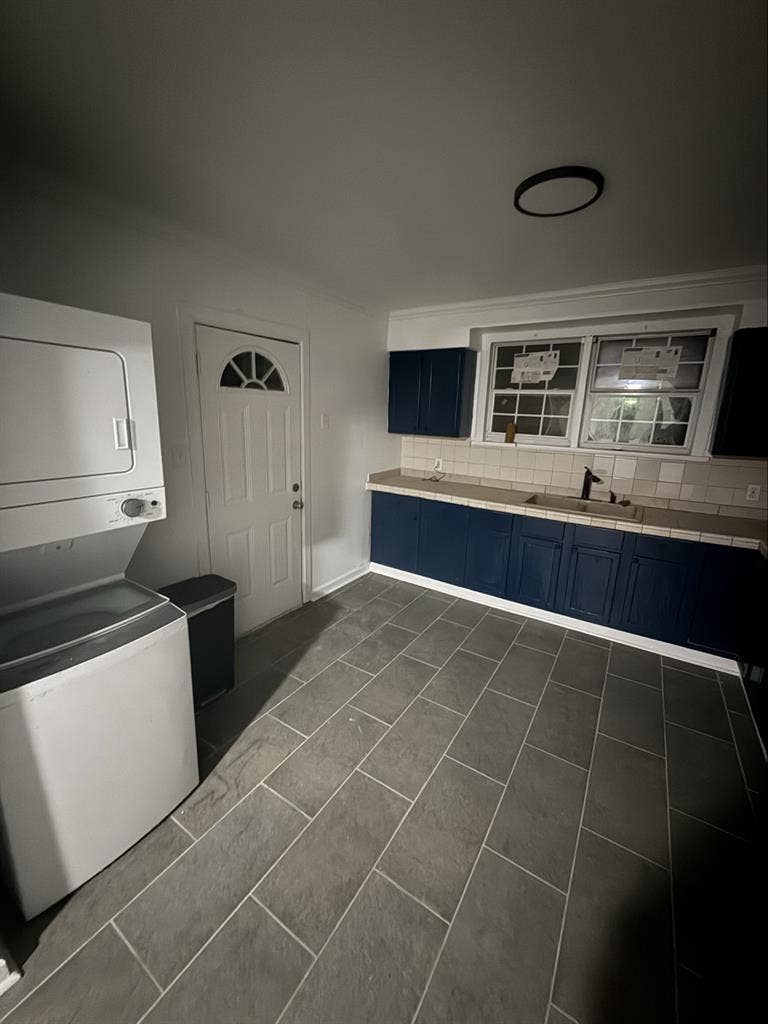 Newly renovated BA Home- sq