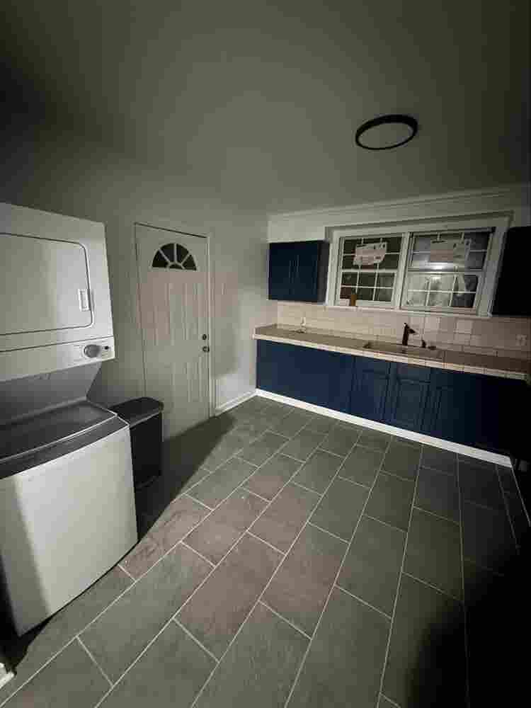 Newly renovated BA Home- sq