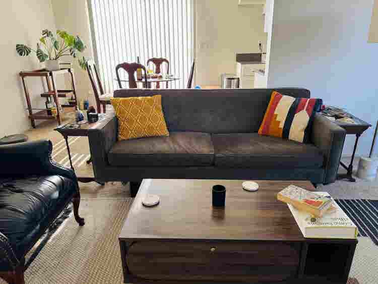 Looking for a roommate!