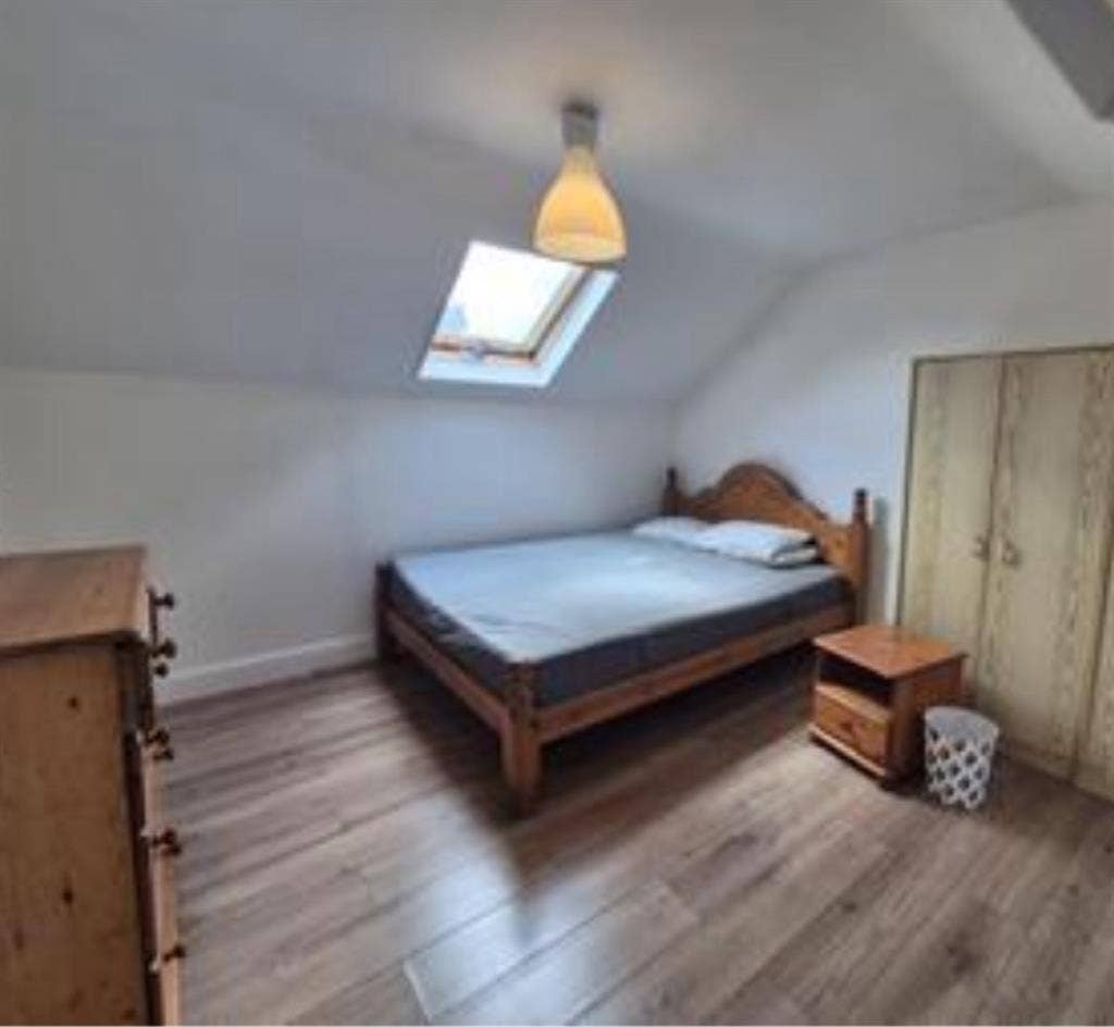 Lovely large double room