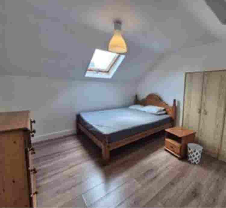 Lovely large double room